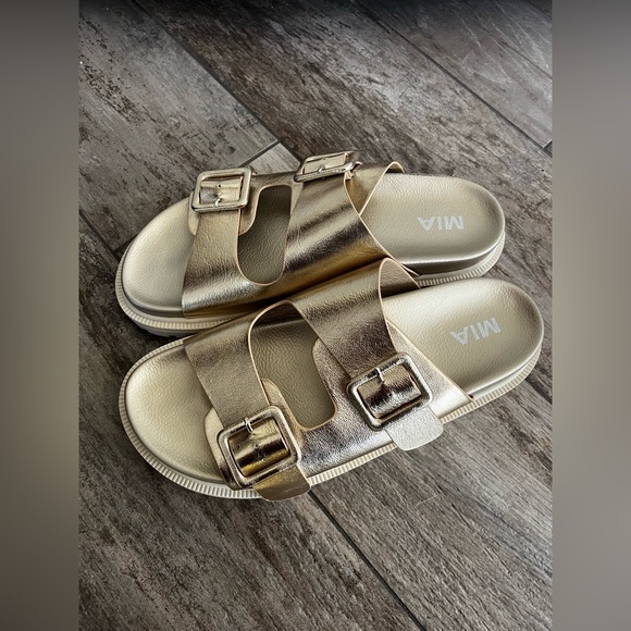 MIA Gen slide sandals - Picture 5 of 9